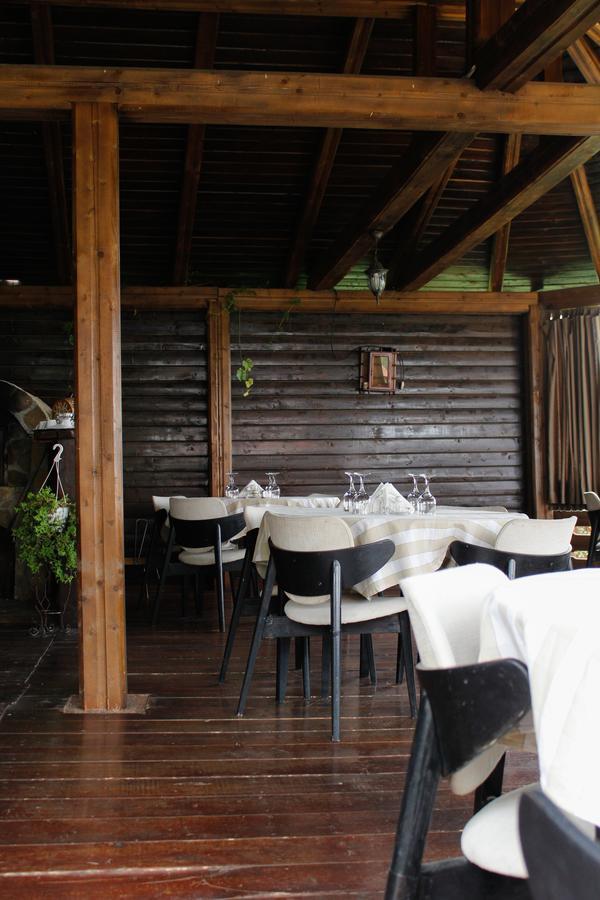 Pensiunea Taverna Bucium Iasi Exteriör bild