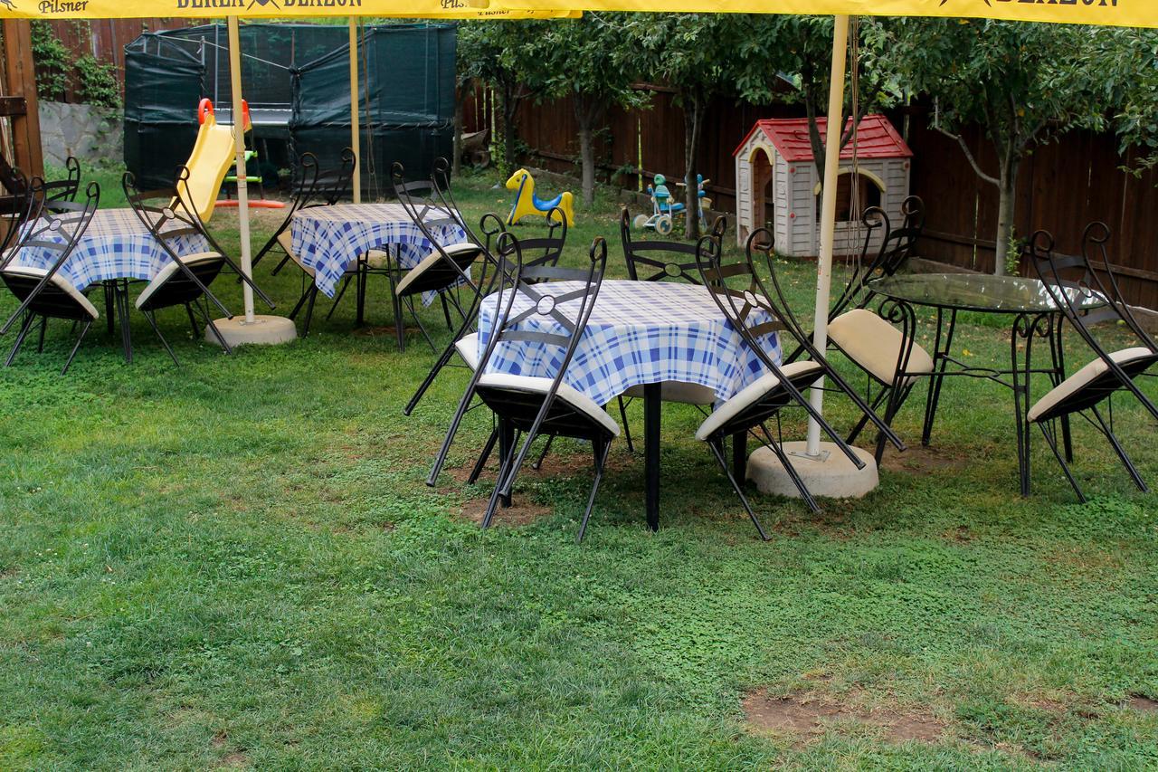 Pensiunea Taverna Bucium Iasi Exteriör bild